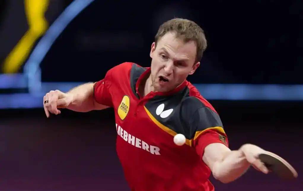 一动不动 一动不动