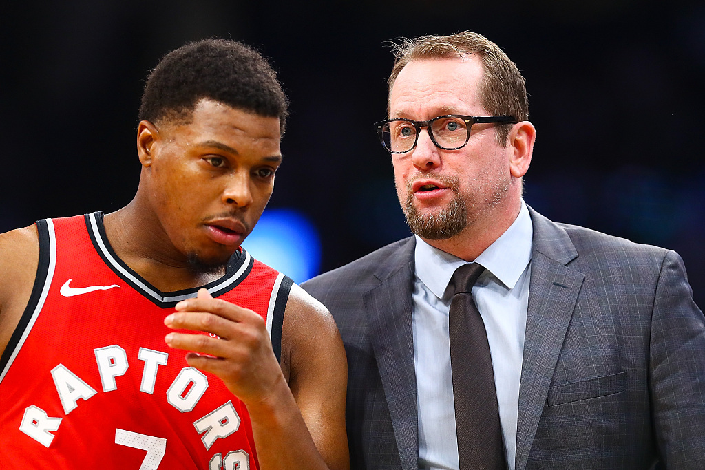 相比之下 相比之下