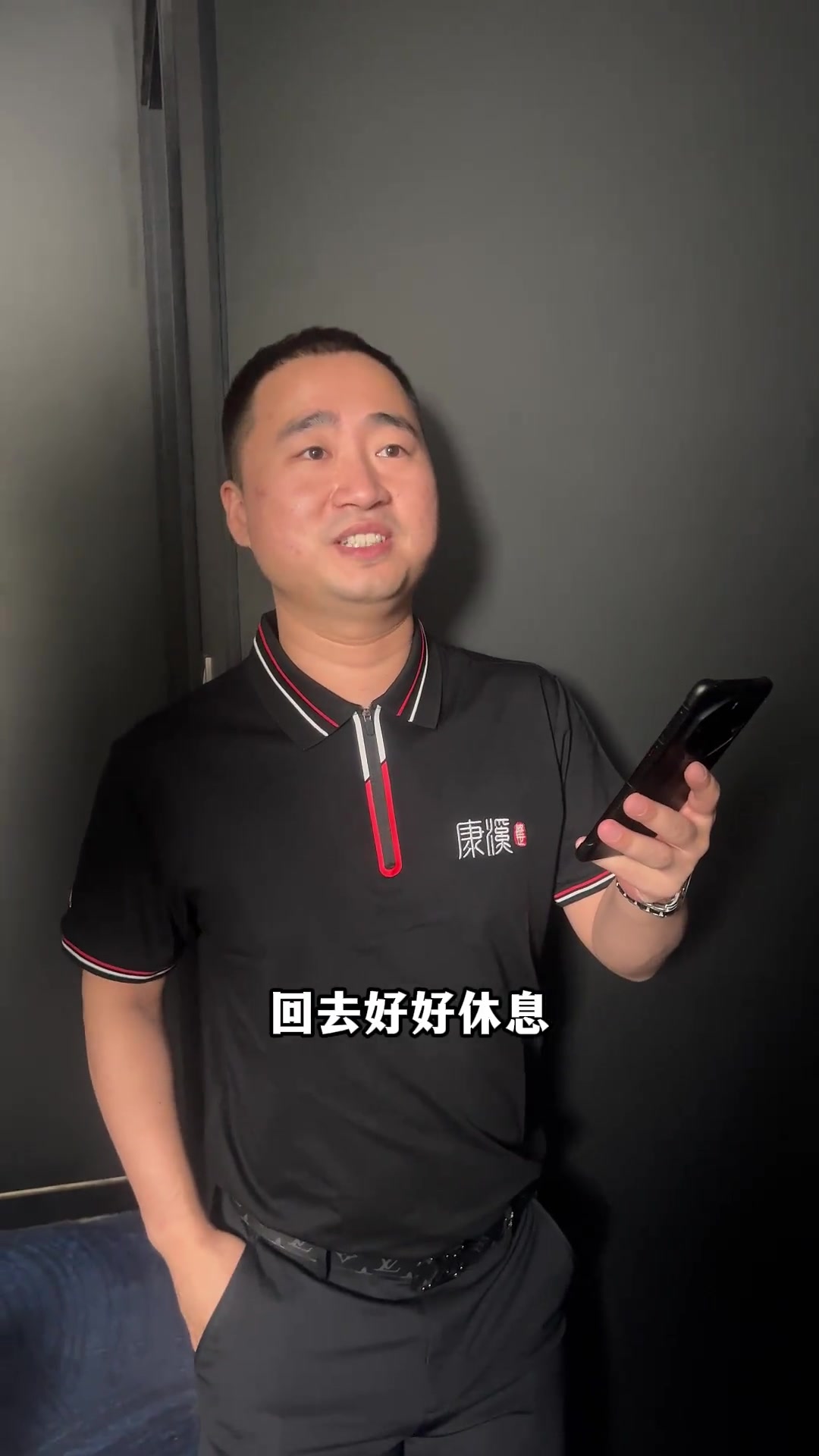 他怎么这么神！短短一个月，从三分黑洞到三分神射，快船赚大发了.