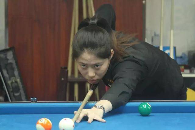 方面依旧是 方面依旧是