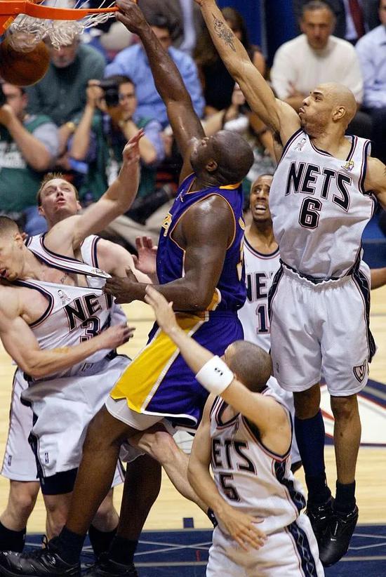 围绕这一瞬 围绕这一瞬