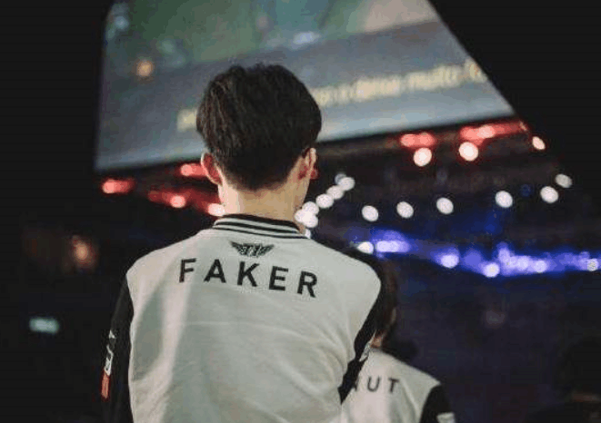 案例上看 案例上看