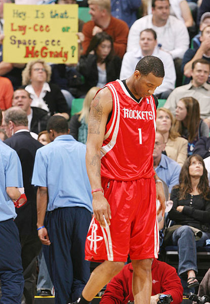 她开启了赌 她开启了赌