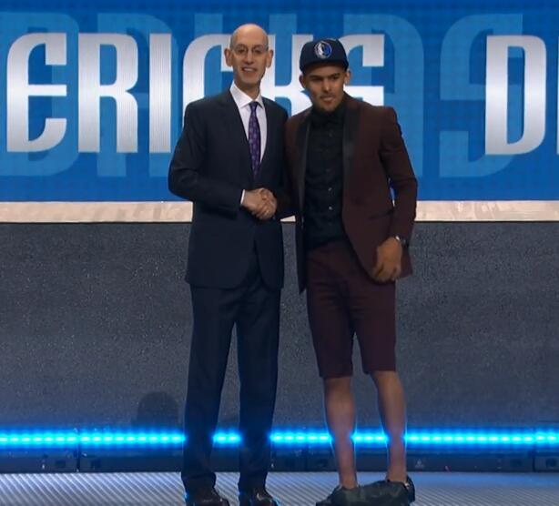 某次常规赛 某次常规赛